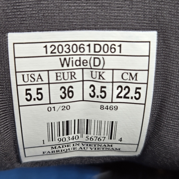 Brooks Addiction 14 Women's Running Shoes Size 5.5 Wide - Picture 8 of 8